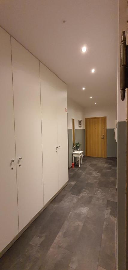 Functional And Comfortable Very Berry Studios In Poznan By Noclegi Renters Luaran gambar