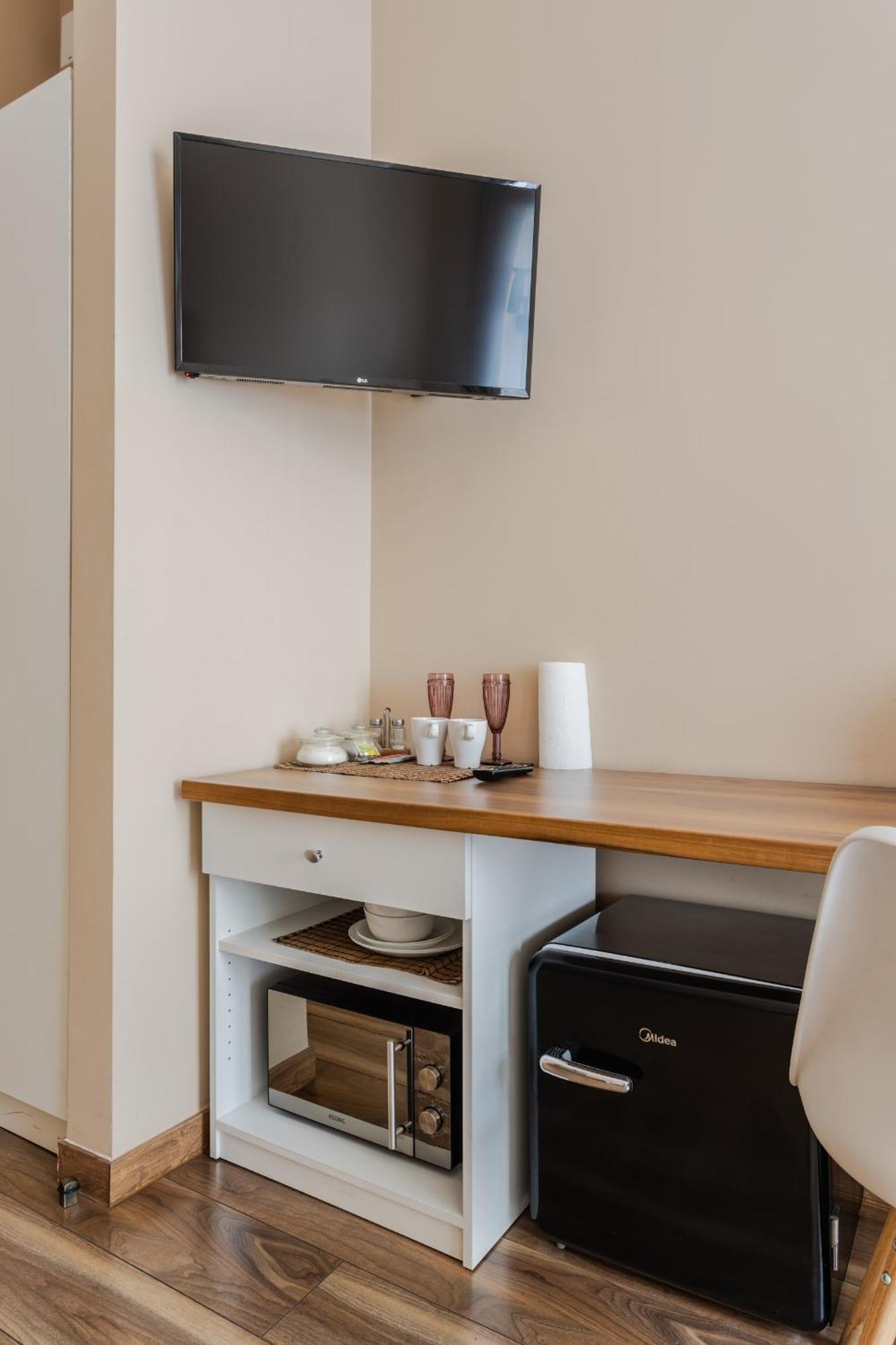 Functional And Comfortable Very Berry Studios In Poznan By Noclegi Renters Luaran gambar