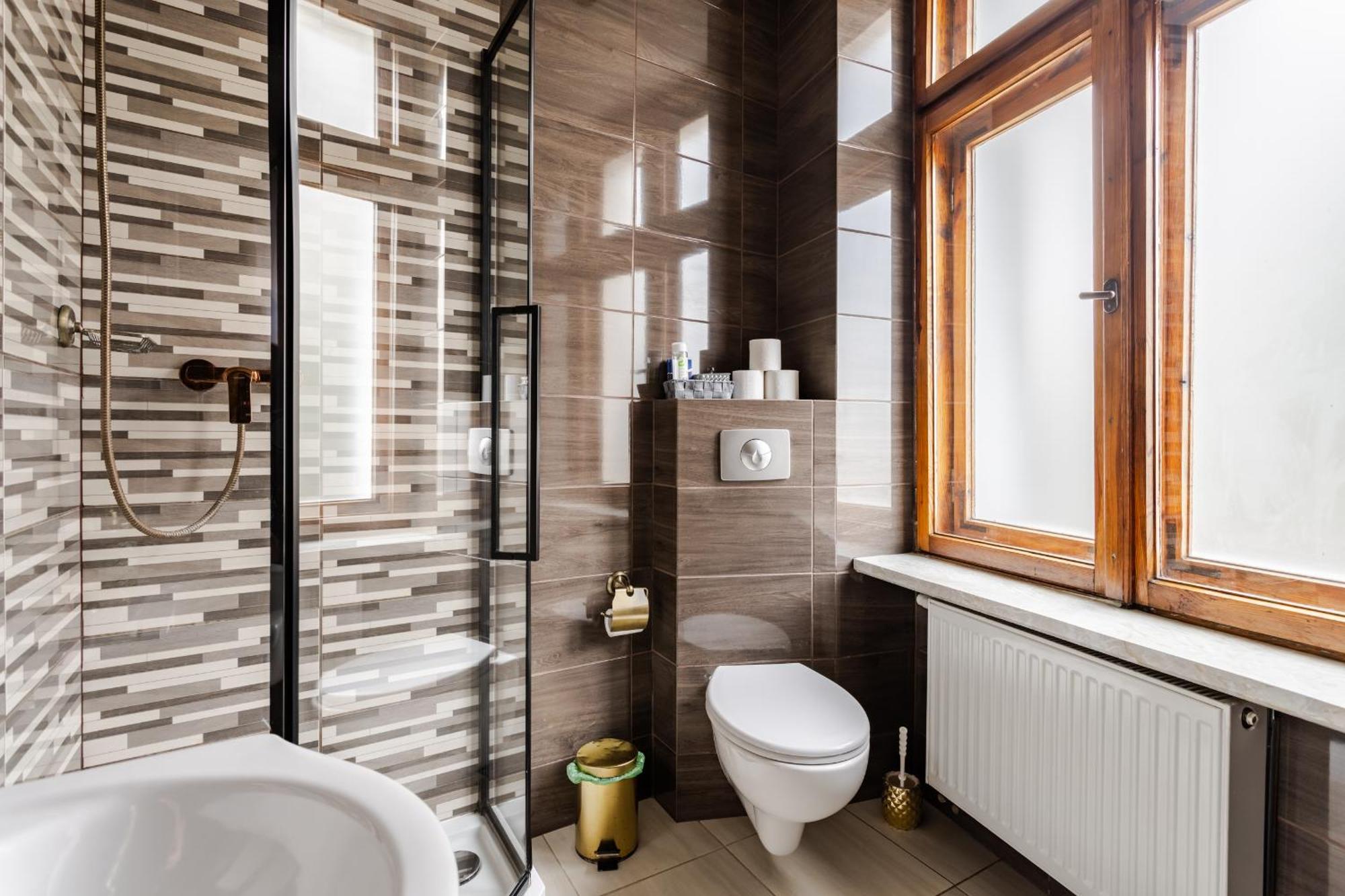 Functional And Comfortable Very Berry Studios In Poznan By Noclegi Renters Luaran gambar