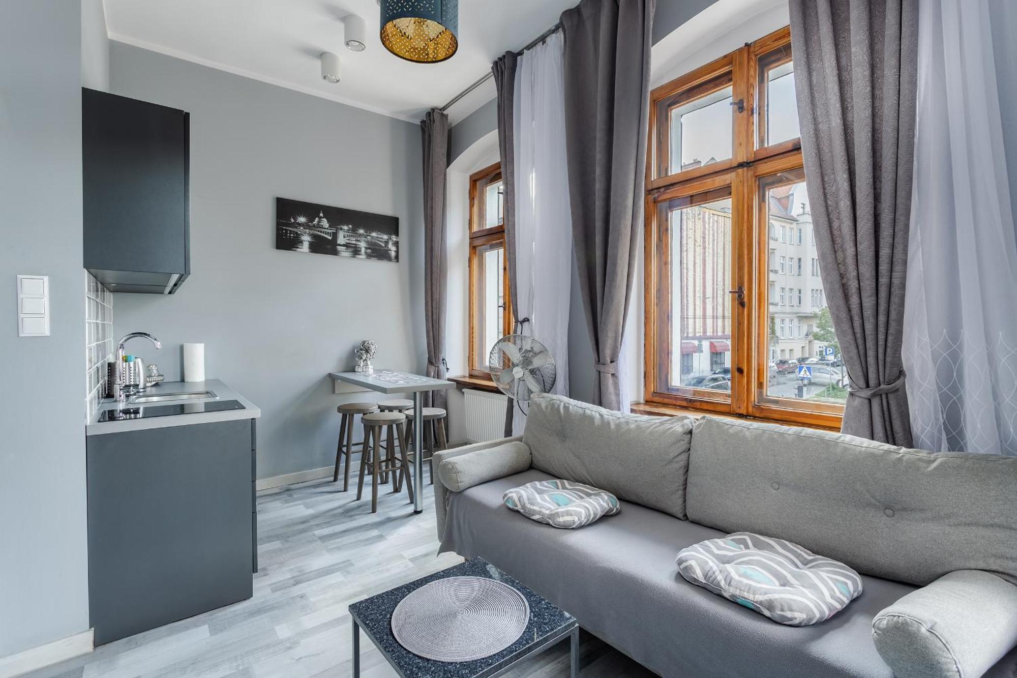 Functional And Comfortable Very Berry Studios In Poznan By Noclegi Renters Luaran gambar